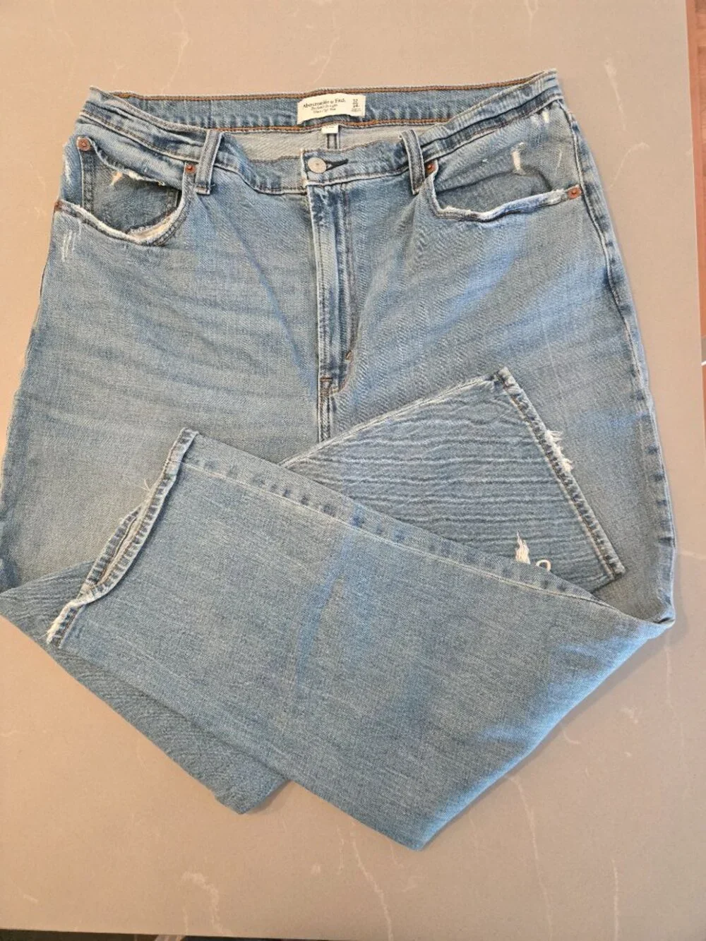 Abercrombie & Fitch Curve Love Ultra High Rise Ankle Straight Jean 32/14 - Picture 2 of 4